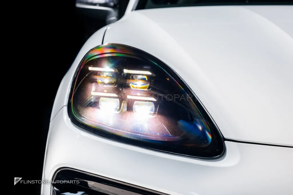 Porsche Cayenne ไฟหน้า (รูปรวม)