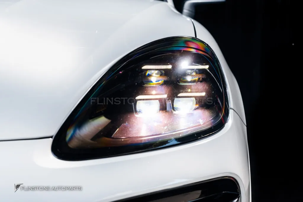 Porsche Cayenne ไฟหน้า (รูปรวม)