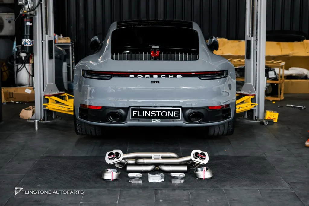 Porsche 992 ท่อ Akrapovic