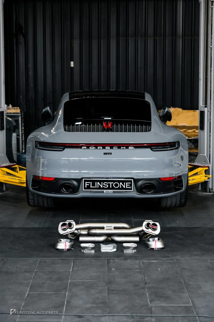 Porsche 992 ท่อ Akrapovic