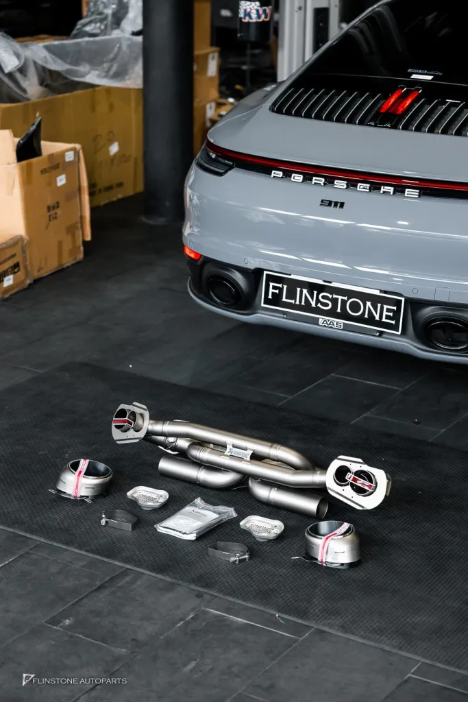 Porsche 992 ท่อ Akrapovic