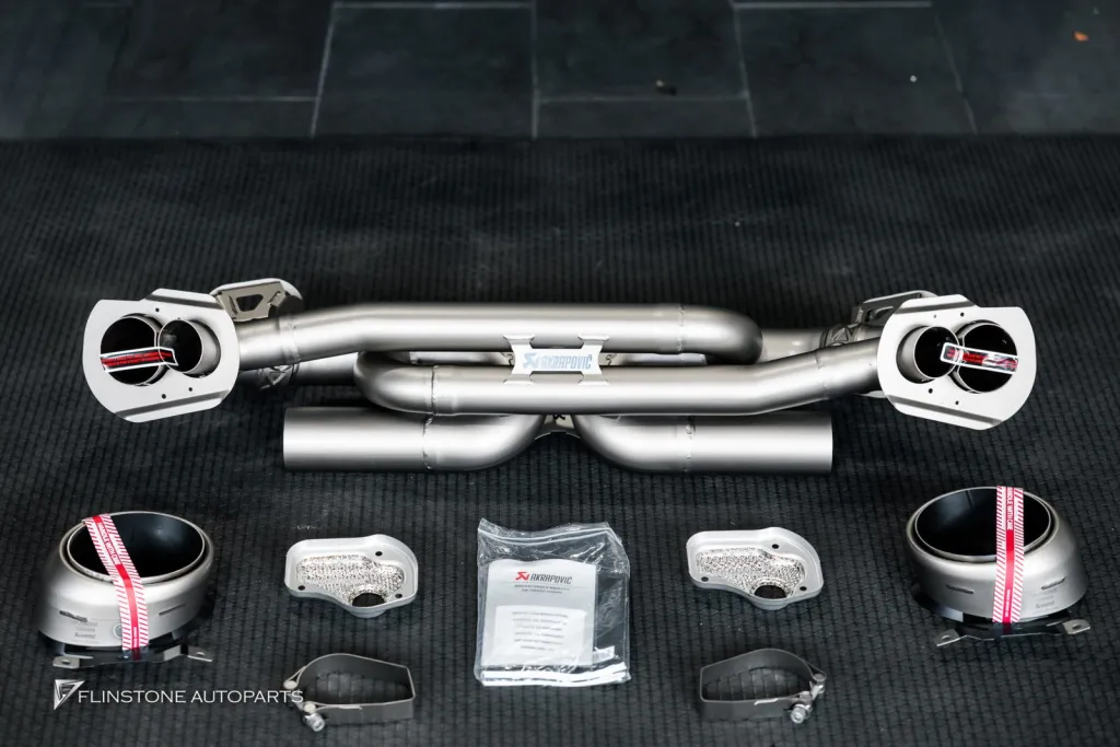 Porsche 992 ท่อ Akrapovic