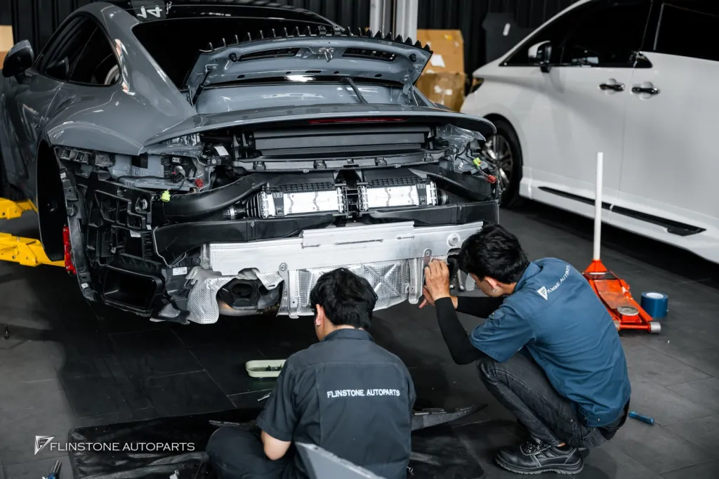Porsche 992 ท่อ Akrapovic