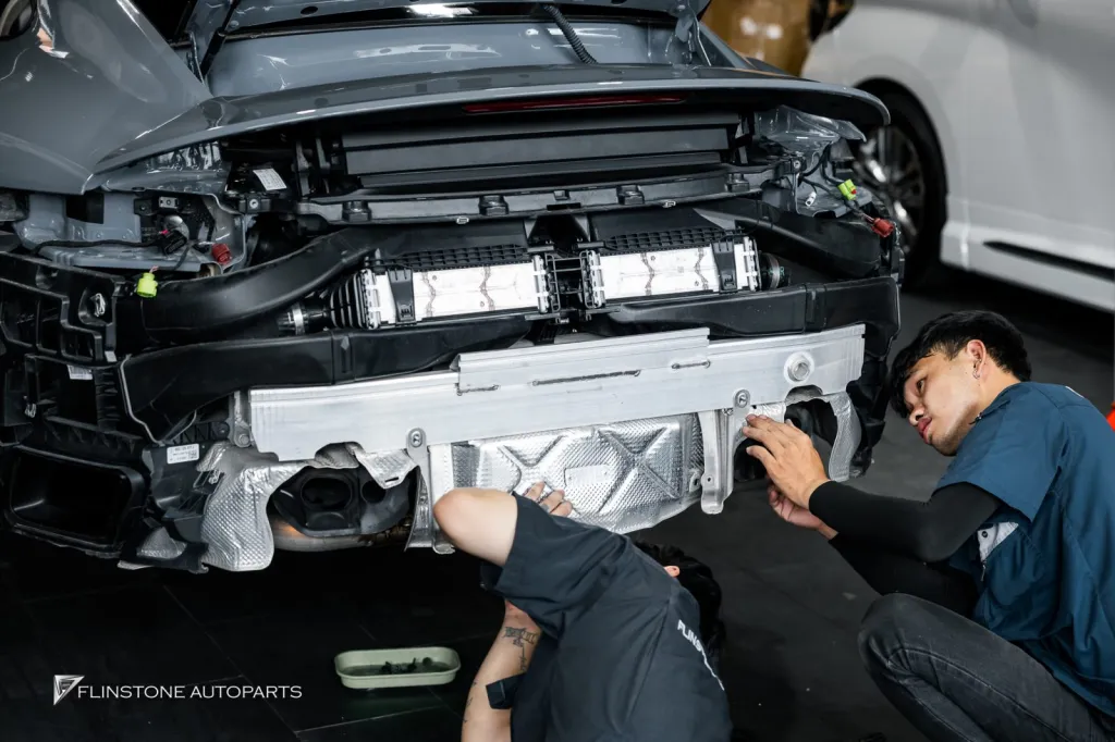 Porsche 992 ท่อ Akrapovic