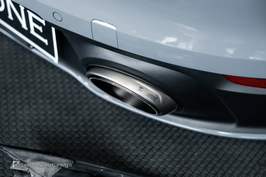 Porsche 992 ท่อ Akrapovic