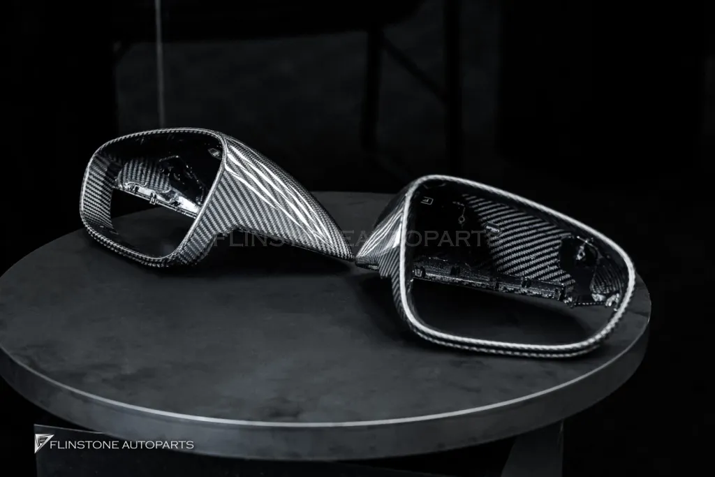 Carbon Mirror Usus