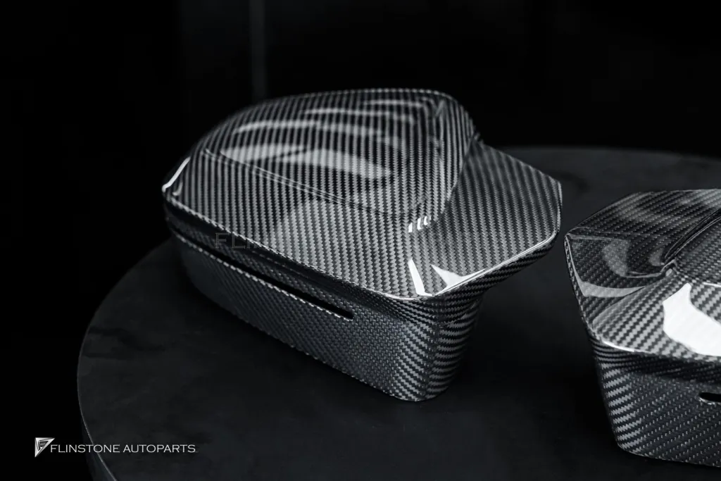 Carbon Mirror Usus
