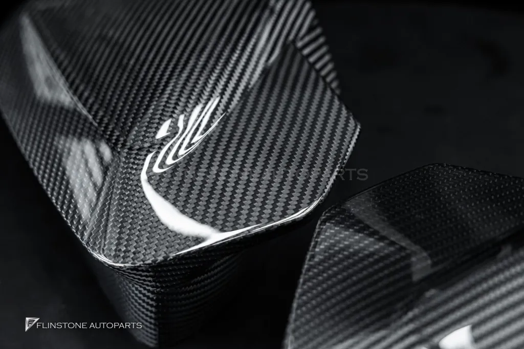 Carbon Mirror Usus
