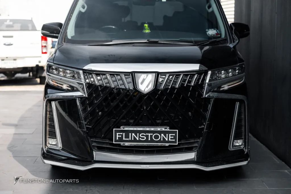 Toyota Alphard กระจัง