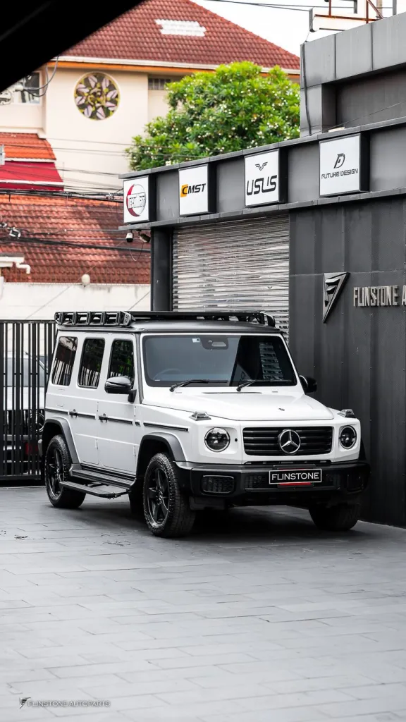 Mercedes Benz Gclass บัดไดไฟฟ้า V2 กาบบันได