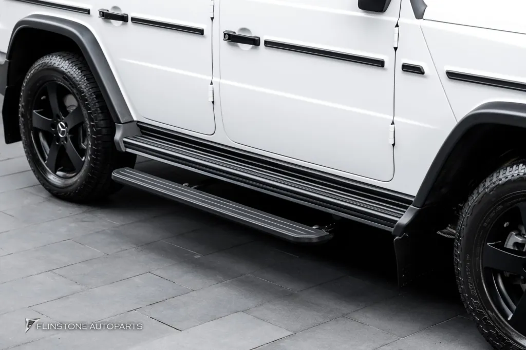 Mercedes Benz Gclass บัดไดไฟฟ้า V2 กาบบันได