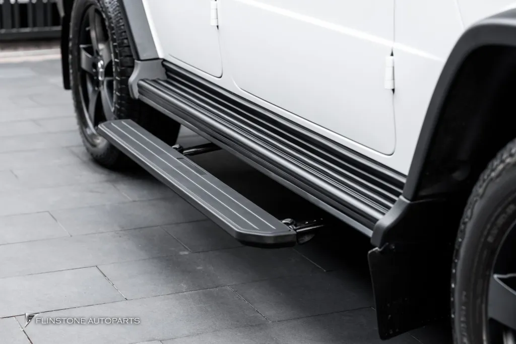 Mercedes Benz Gclass บัดไดไฟฟ้า V2 กาบบันได