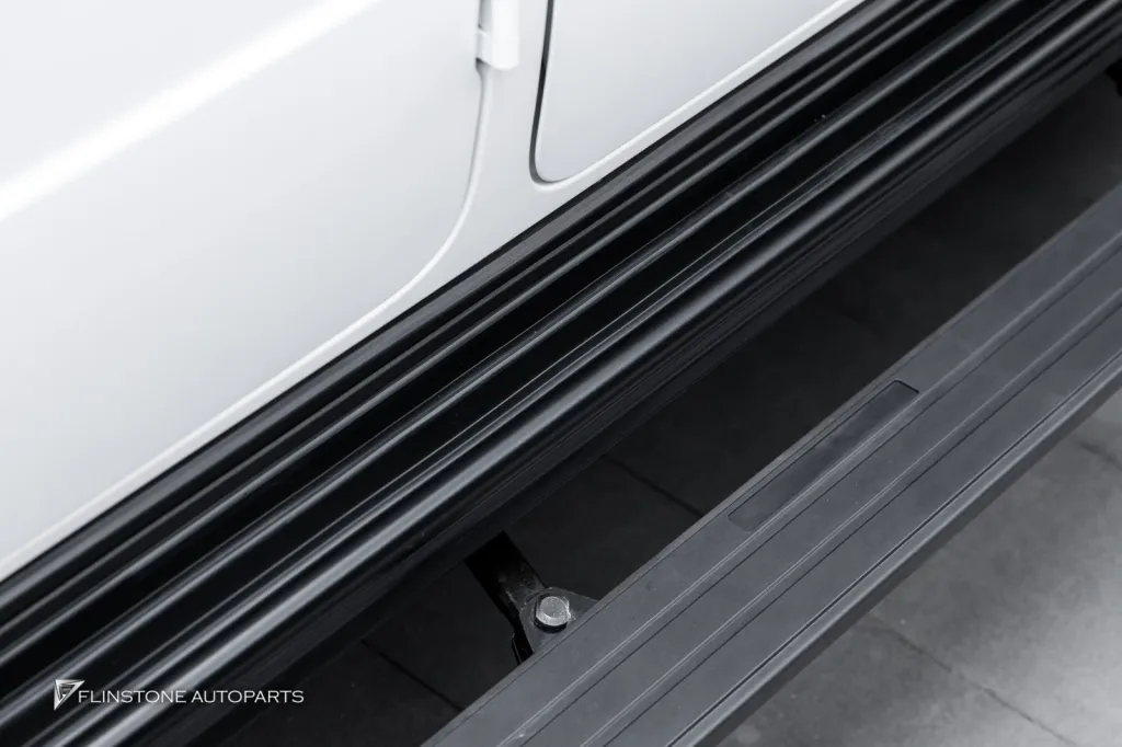 Mercedes Benz Gclass บัดไดไฟฟ้า V2 กาบบันได