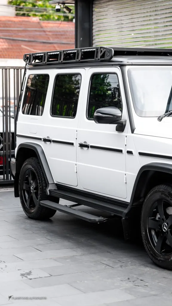 Mercedes Benz Gclass บัดไดไฟฟ้า V2 กาบบันได