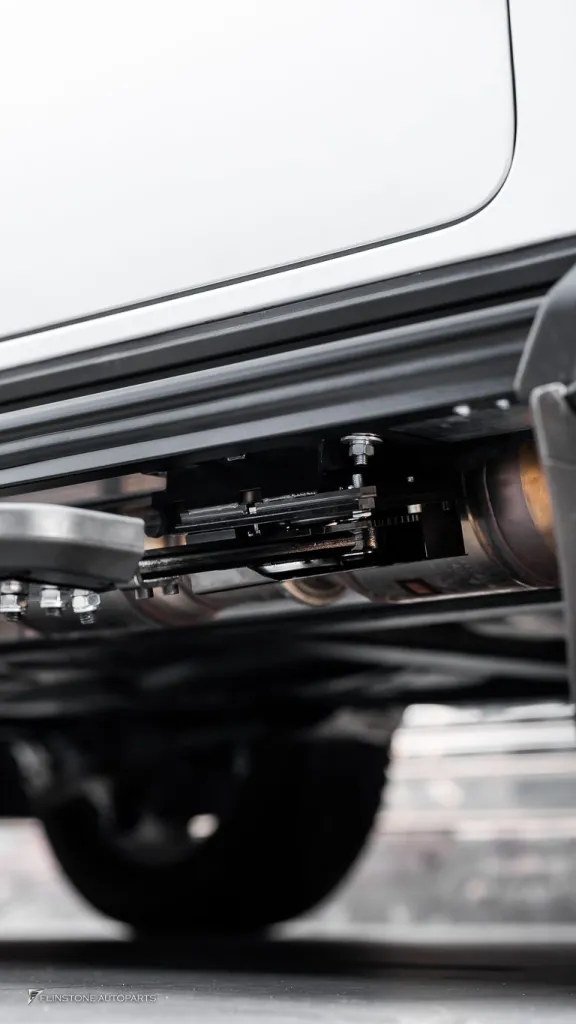 Mercedes Benz Gclass บัดไดไฟฟ้า V2 กาบบันได