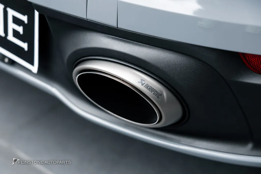 Porsche 992 ท่อ Akrapovic
