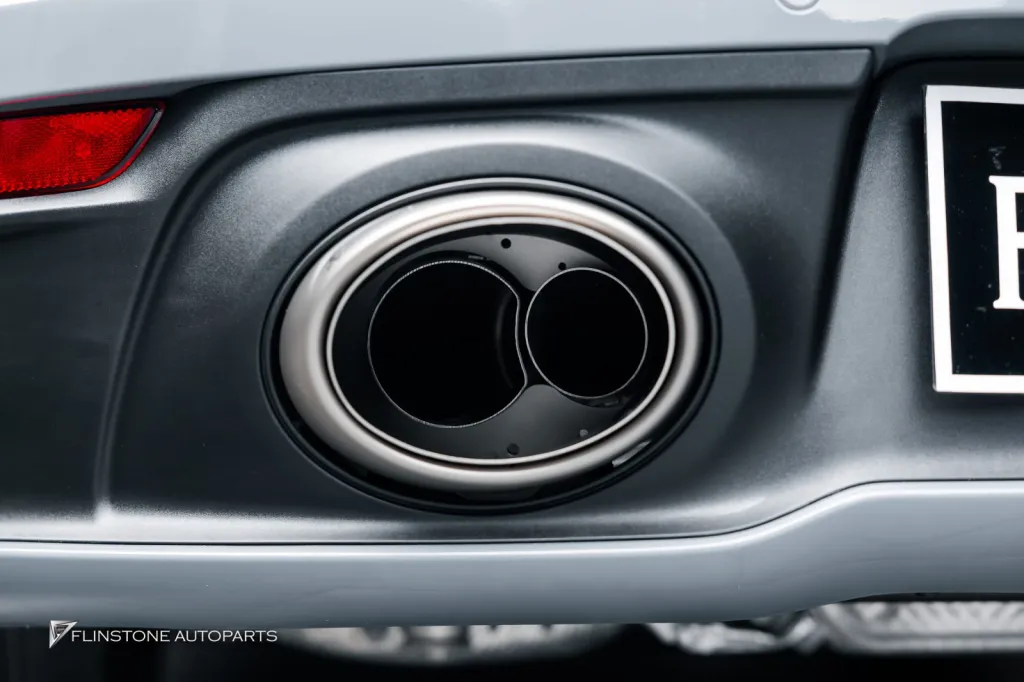 Porsche 992 ท่อ Akrapovic