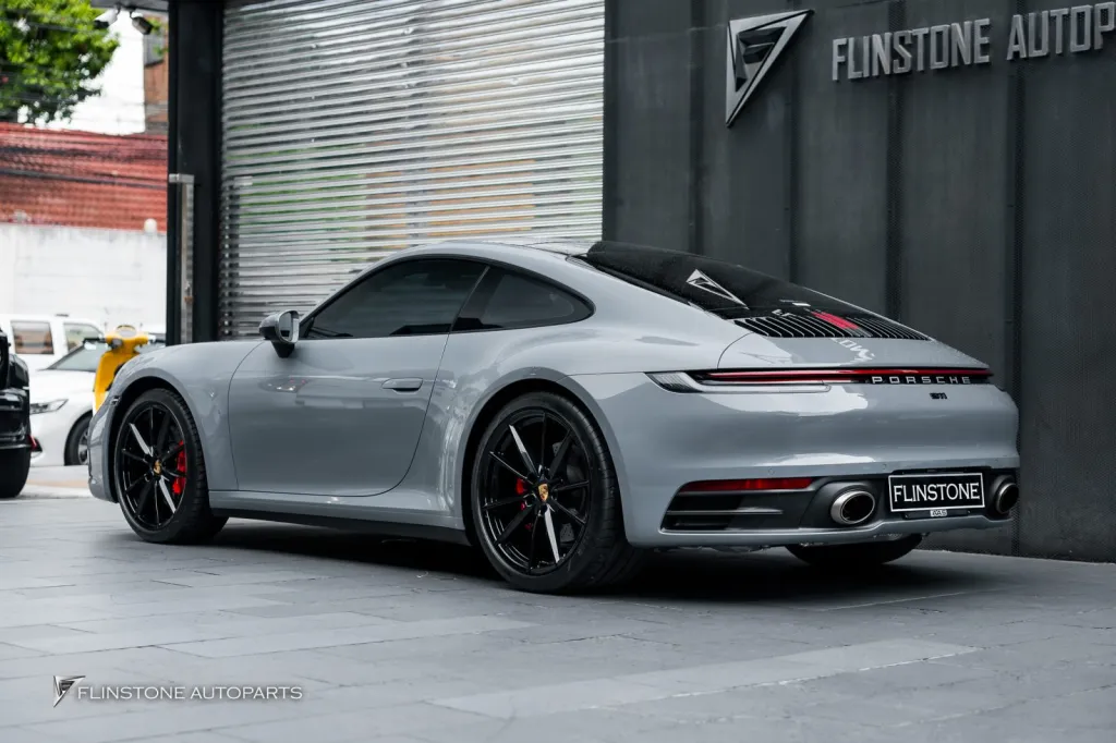Porsche 992 ท่อ Akrapovic