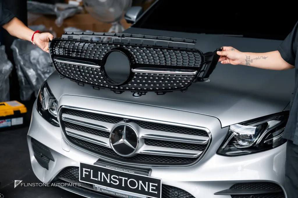 Mercedes Benz W213 กระจัง