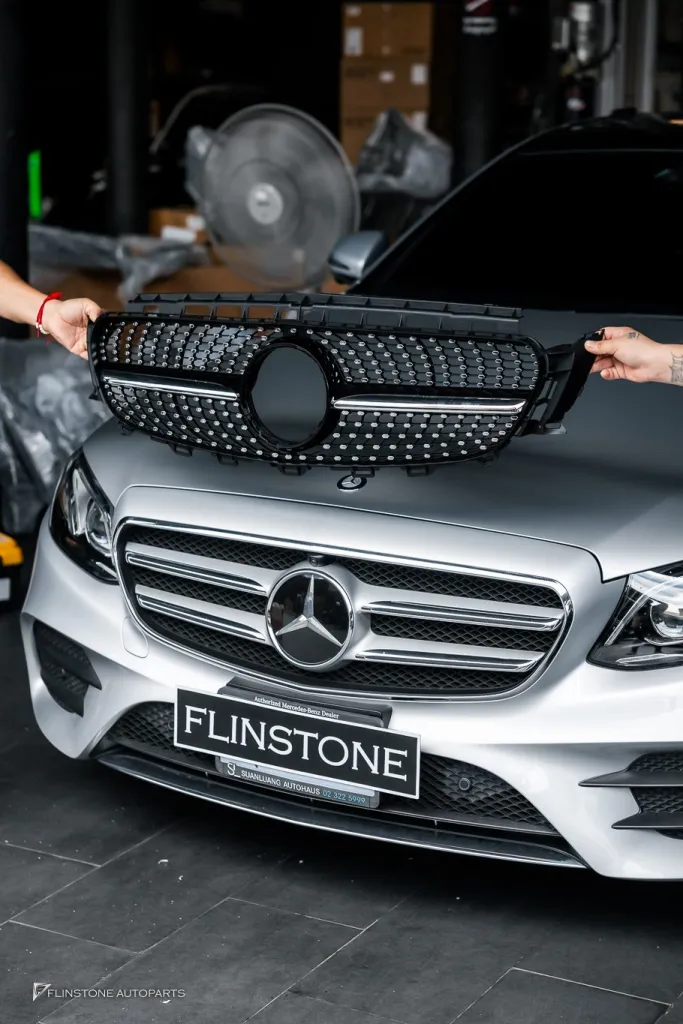 Mercedes Benz W213 กระจัง
