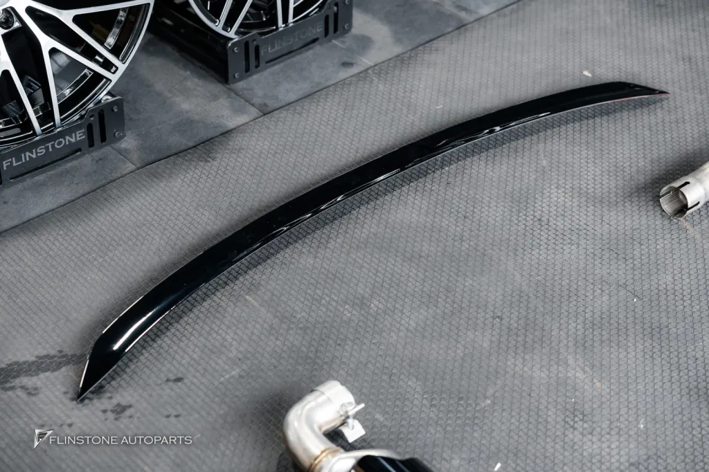 Porsche Cayenne 轮毂扰流板排气尾喉