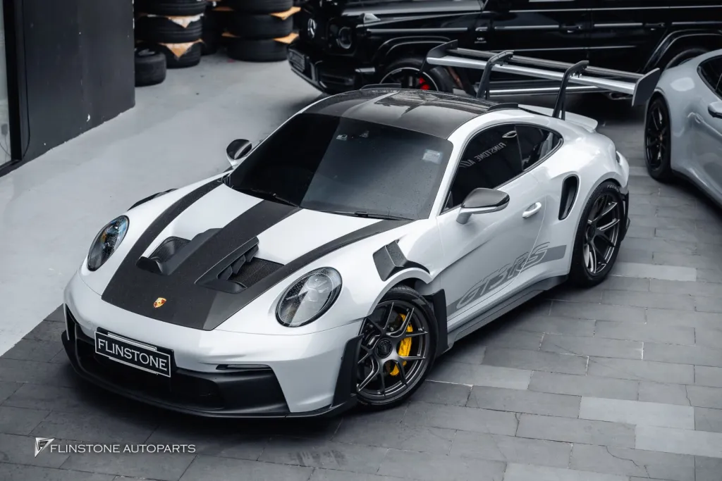 Akrapovic 3 cars