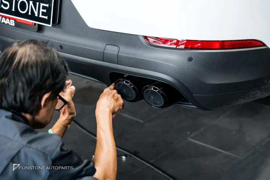 Porsche Cayenne 轮毂扰流板排气尾喉