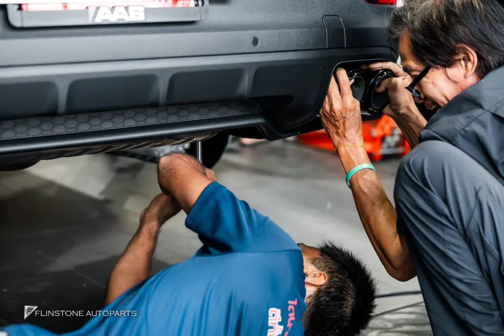 Porsche Cayenne 轮毂扰流板排气尾喉