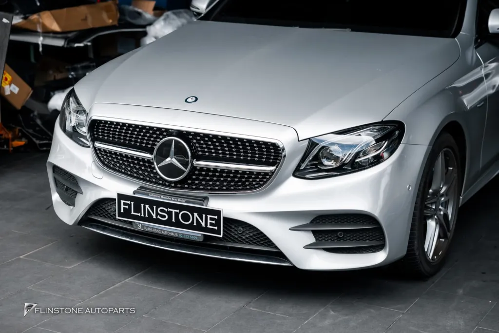 Mercedes Benz W213 กระจัง