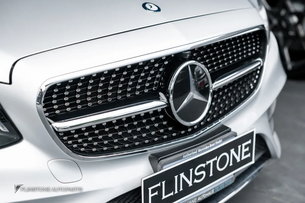 Mercedes Benz W213 กระจัง