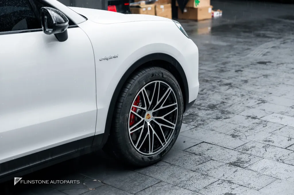 Porsche Cayenne 轮毂扰流板排气尾喉