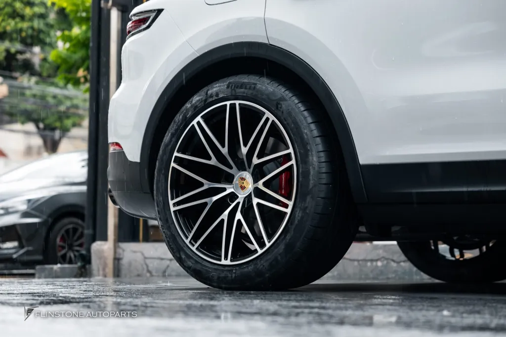 Porsche Cayenne 轮毂扰流板排气尾喉