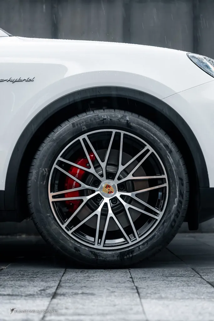 Porsche Cayenne 轮毂扰流板排气尾喉