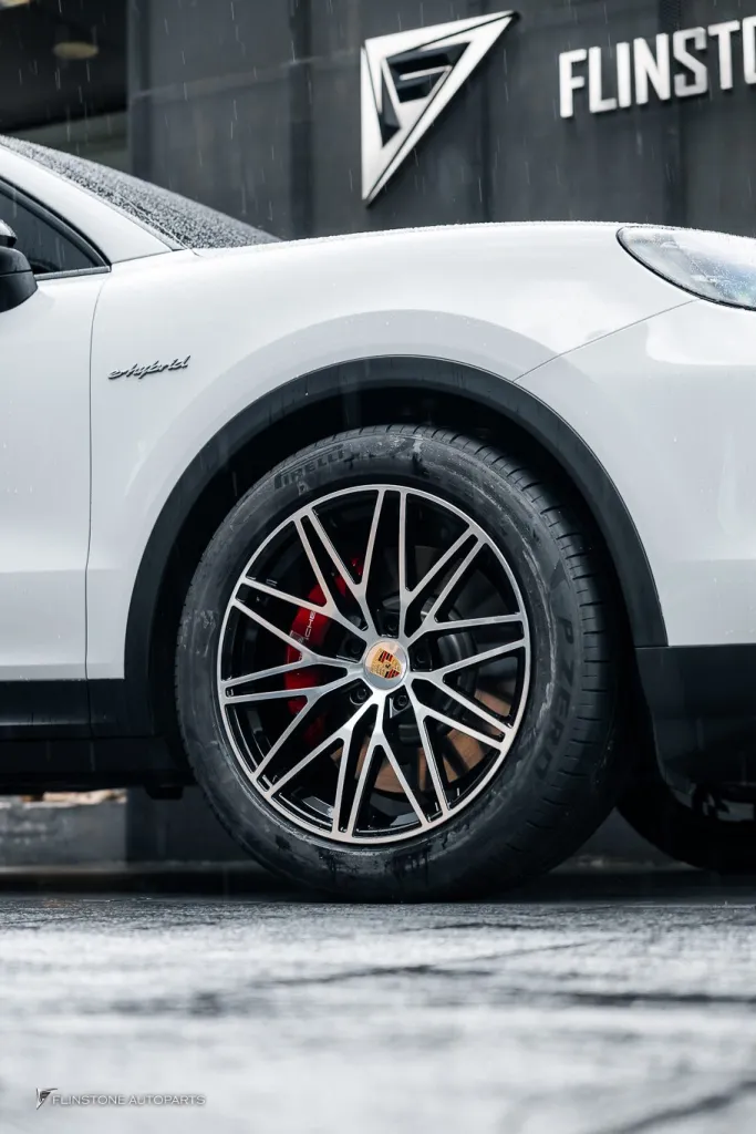 Porsche Cayenne 轮毂扰流板排气尾喉