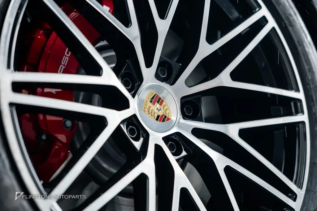 Porsche Cayenne 轮毂扰流板排气尾喉