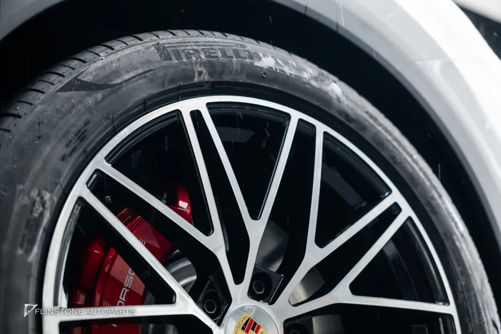 Porsche Cayenne 轮毂扰流板排气尾喉