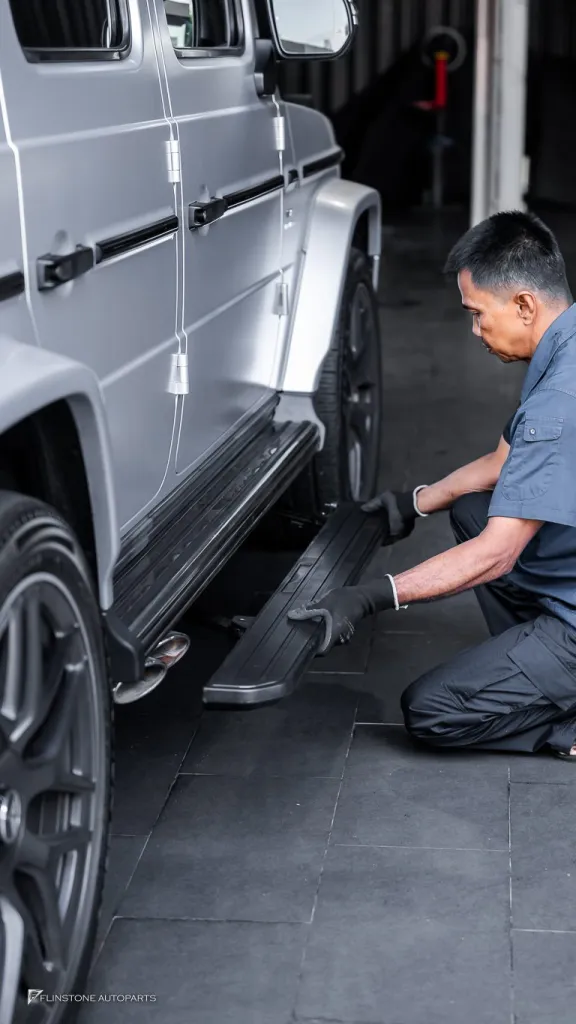 Mercedes Benz Gclass 滑动侧踏板电吸门 Keyless