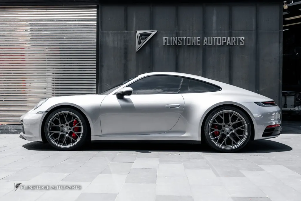 Porsche 992 ยาง