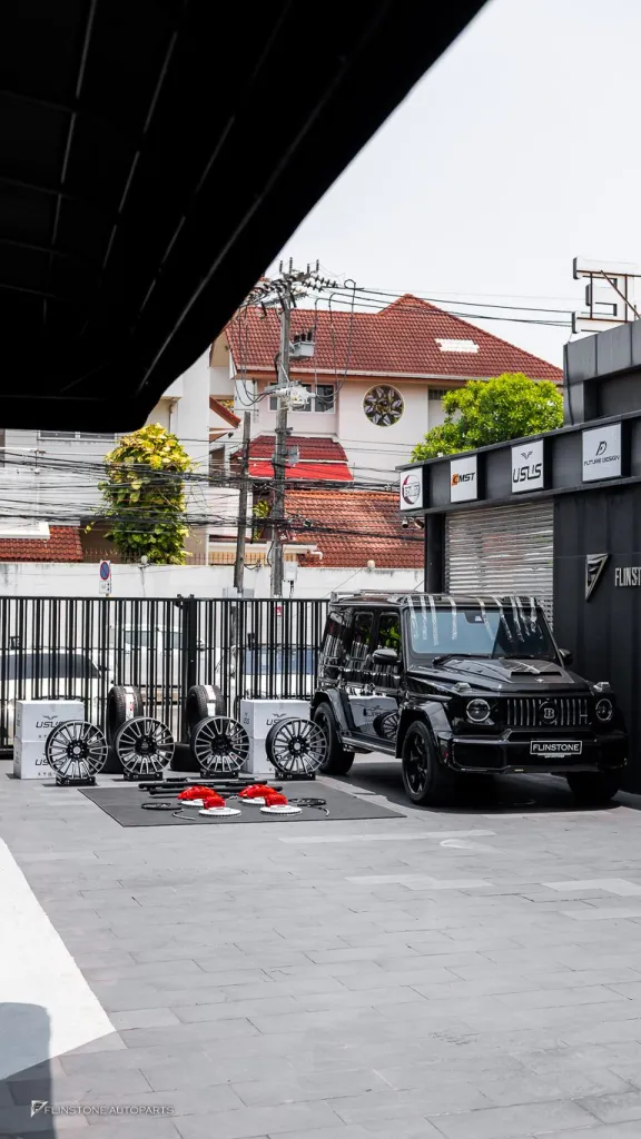 Mercedes Benz Gclass เบรค บันไดไฟฟ้า ล้อ Usus