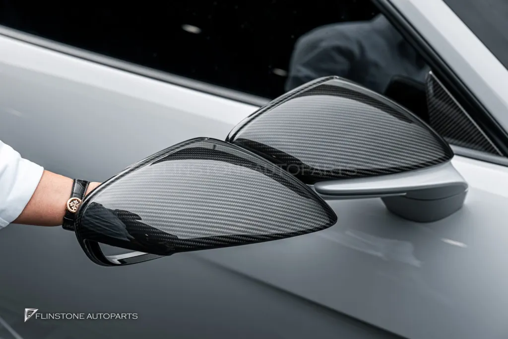 Usus Carbon 992