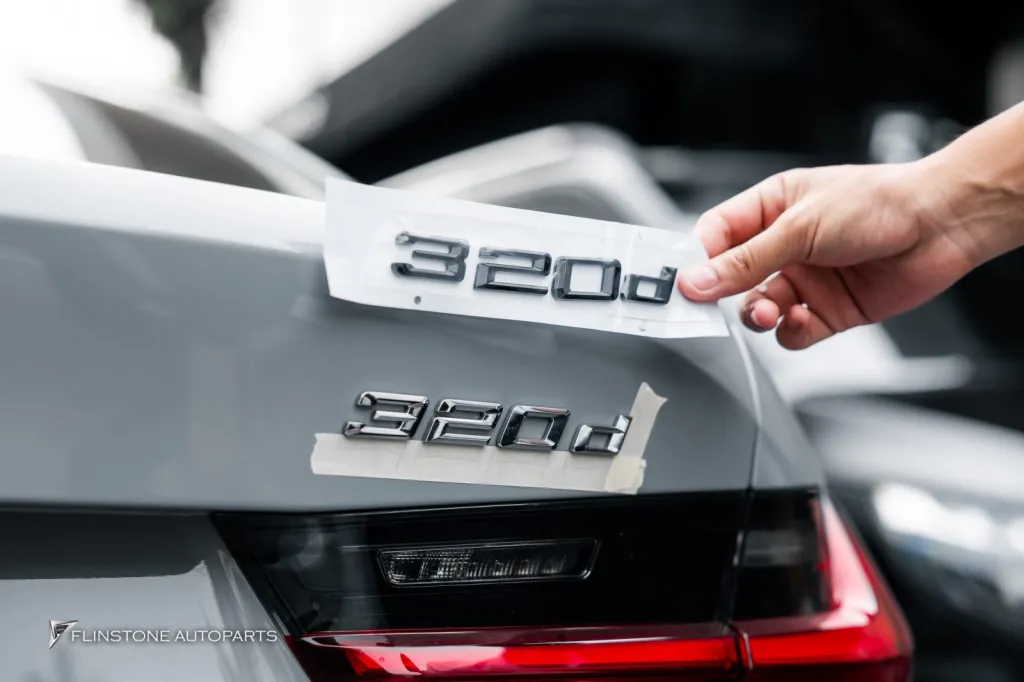 BMW G20 โลโก้ดำ