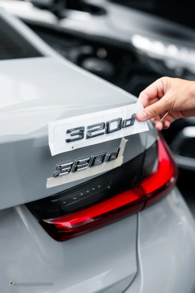 BMW G20 โลโก้ดำ