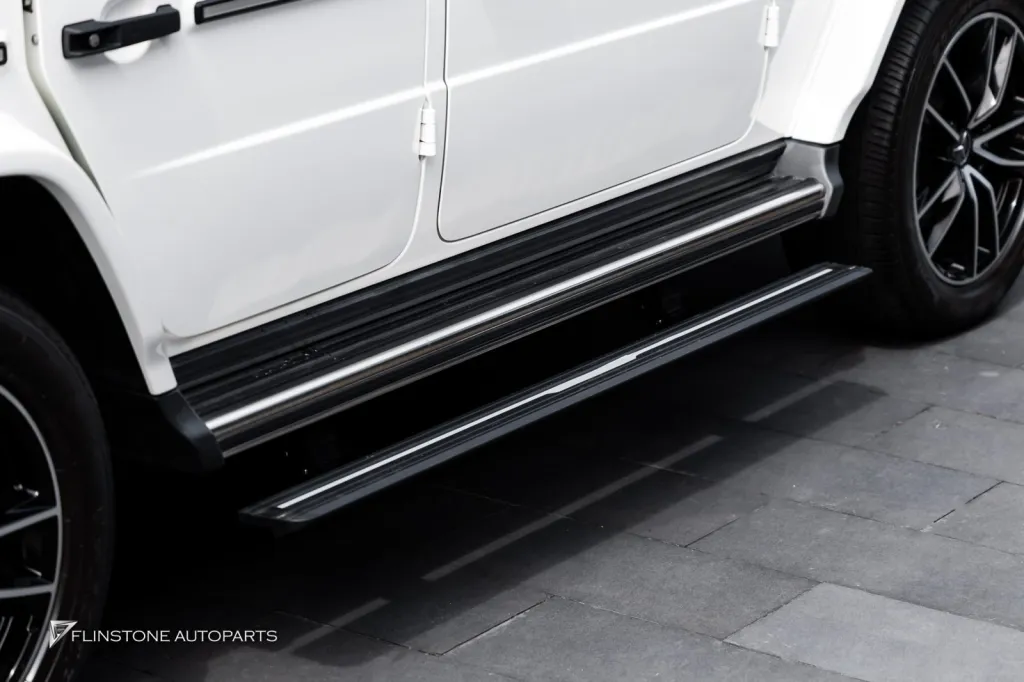 Benz G-class โช๊ค KW & Keyless , บันใดข้าง , ประตูดูด — บันใดข้าง