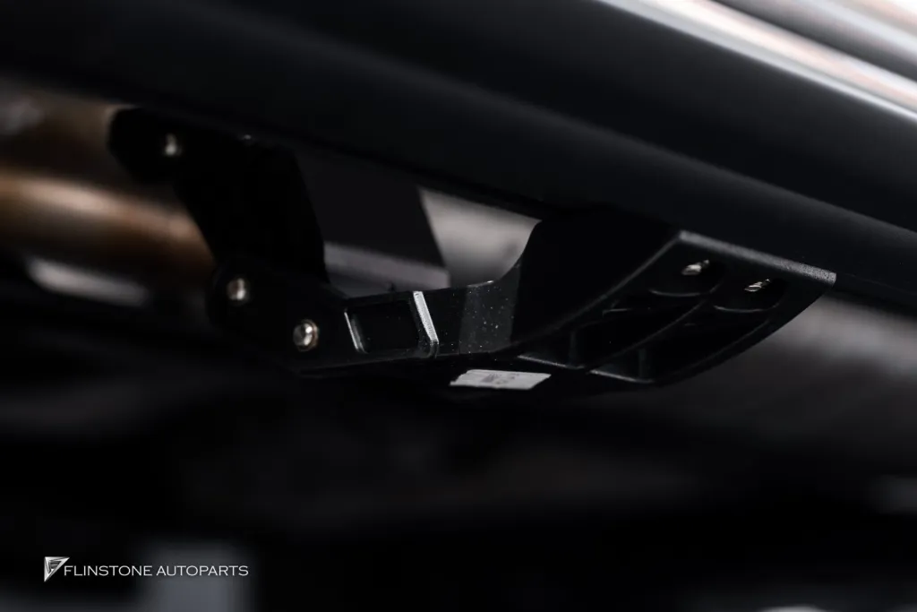 Benz G-class โช๊ค KW & Keyless , บันใดข้าง , ประตูดูด — บันใดข้าง