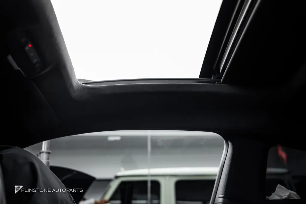 Mercedes Benz C205 大灯车顶 Alcantara