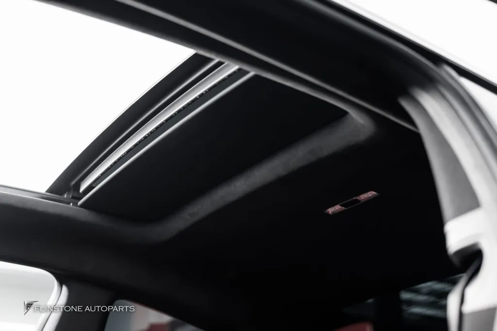 Mercedes Benz C205 大灯车顶 Alcantara