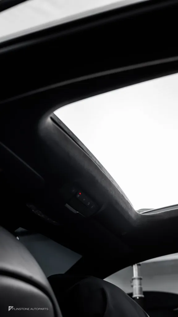 Mercedes Benz C205 大灯车顶 Alcantara