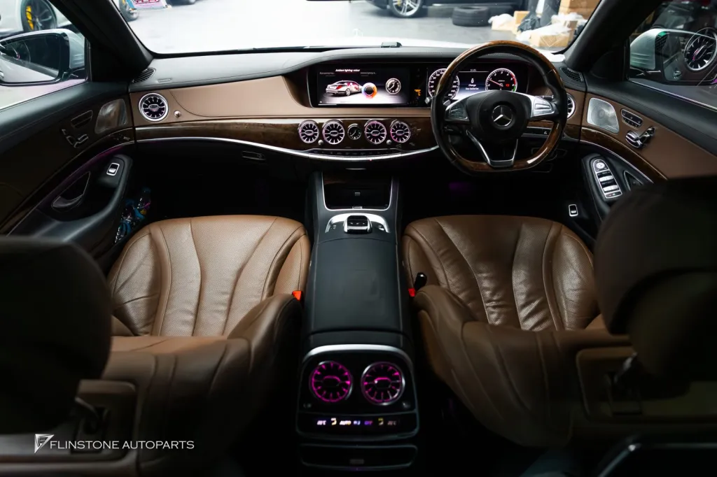 Mecedes Benz W221 ไฟช่องแอร์