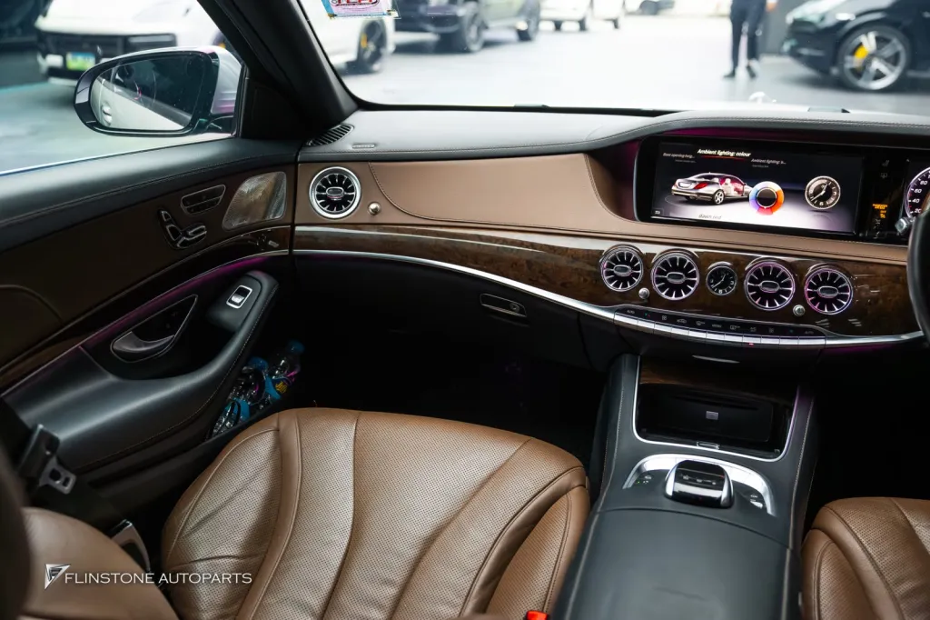 Mecedes Benz W221 ไฟช่องแอร์