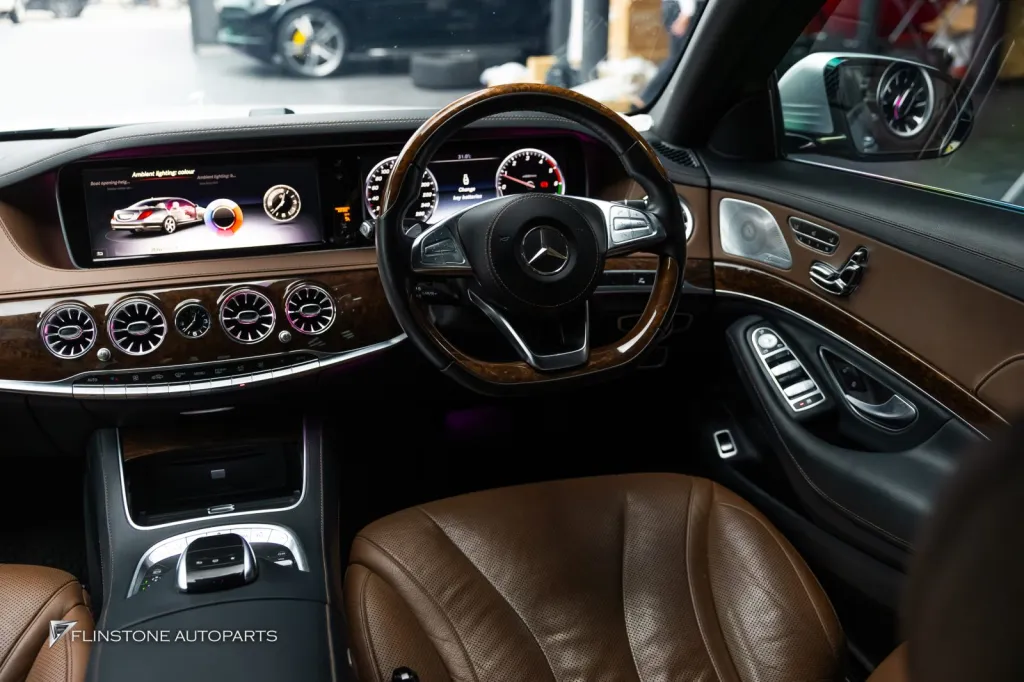 Mecedes Benz W221 ไฟช่องแอร์